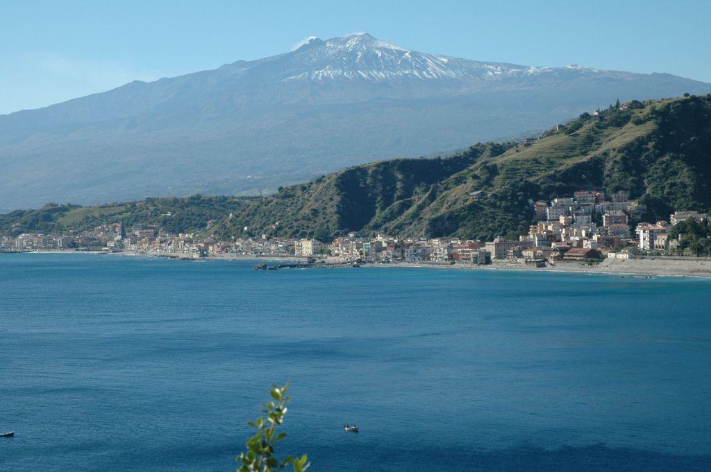 Casa Maccers Apartment Giardini Naxos Bagian luar foto